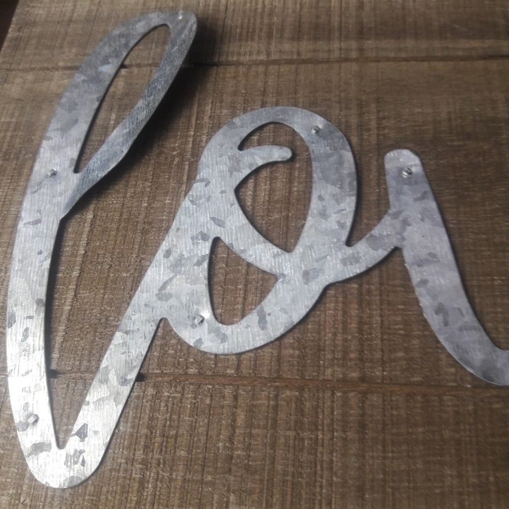 "Love" wall Plaque - Picture 4 of 6